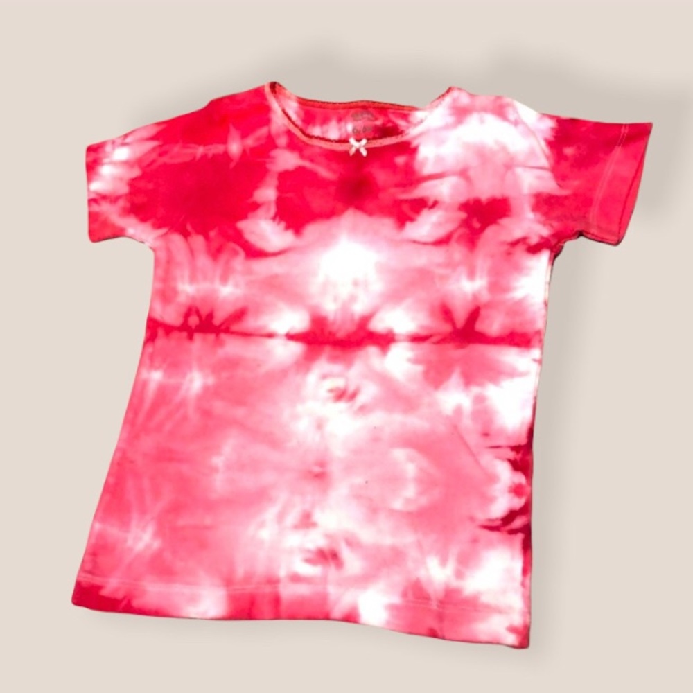 Girl’s pink hand dyed shirt. Marked size 6